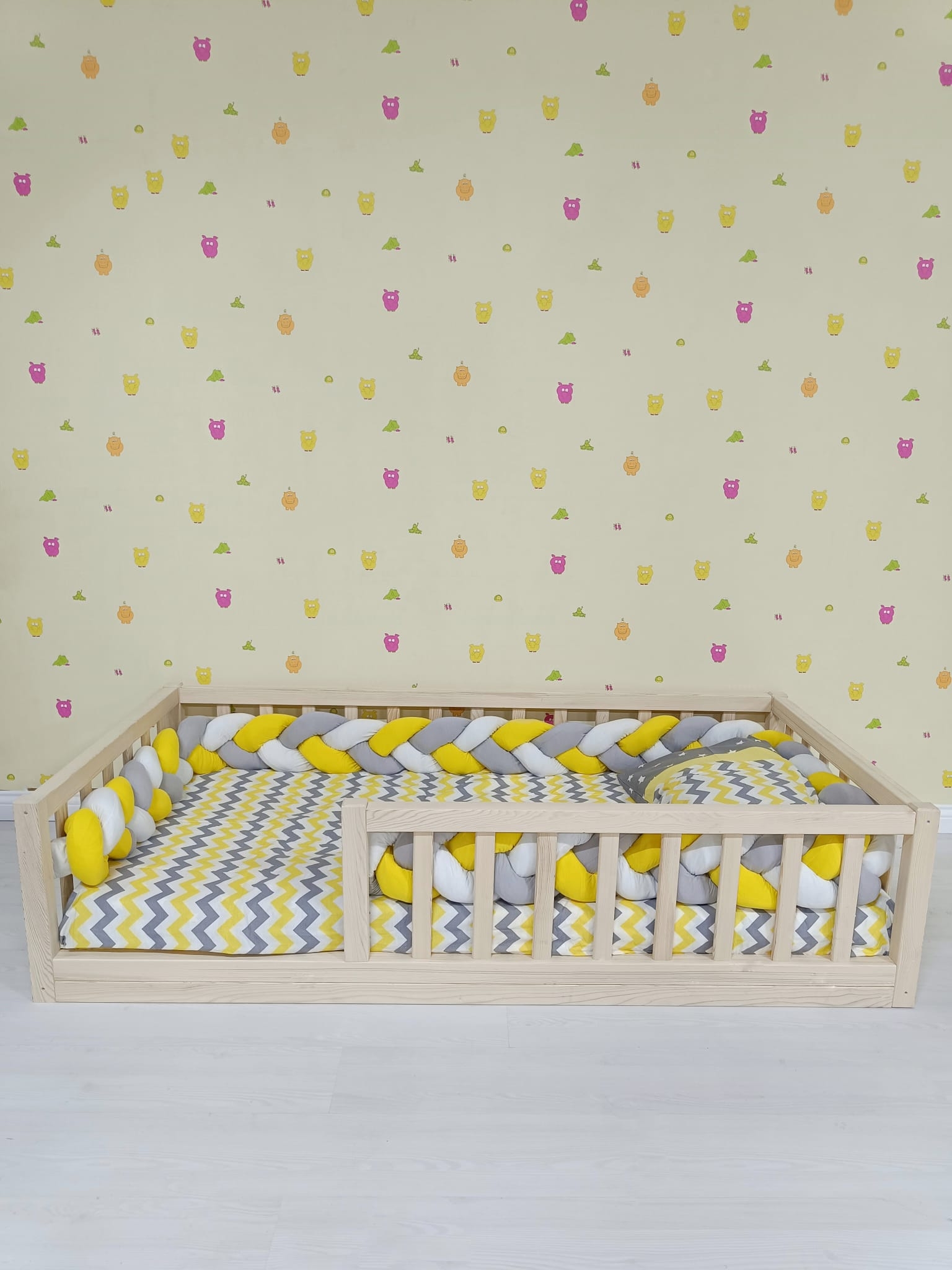 Çatısız%20Yere%20Sıfır%20Montessori%20Karyola%20
