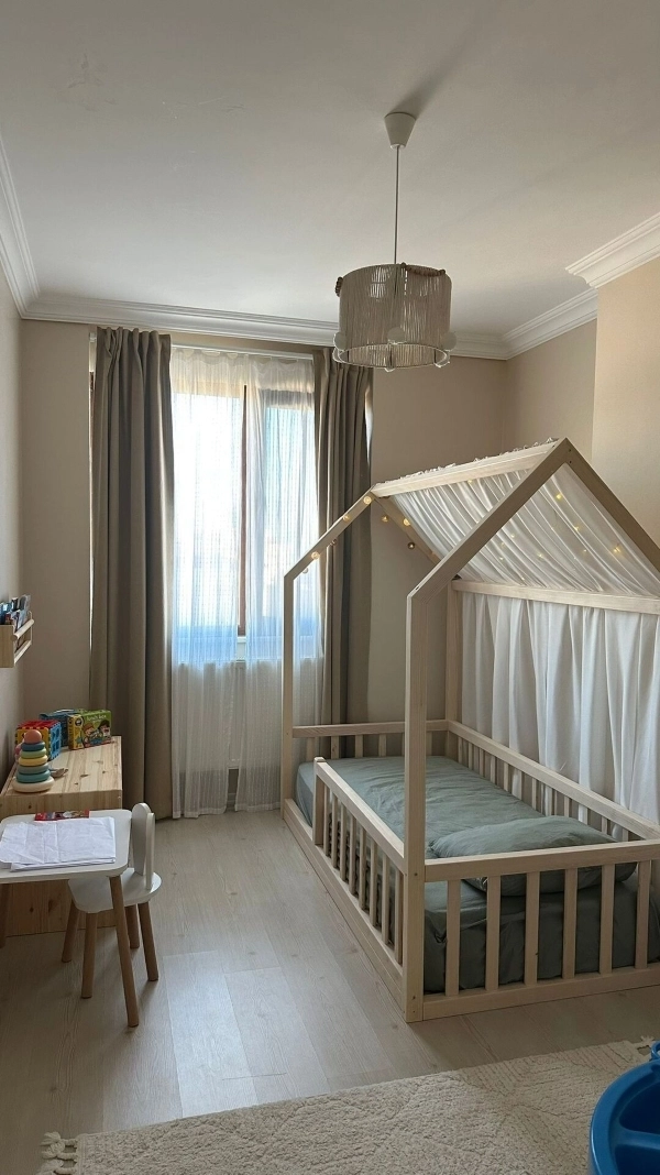 Çatılı Montessori Karyola 