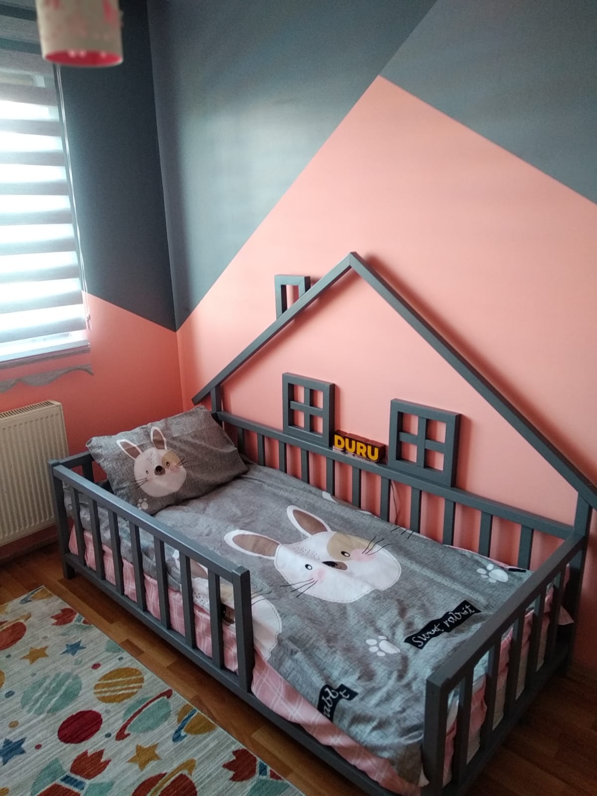 Montessori Yarım Çatılı Yatak Antrasit Gri 